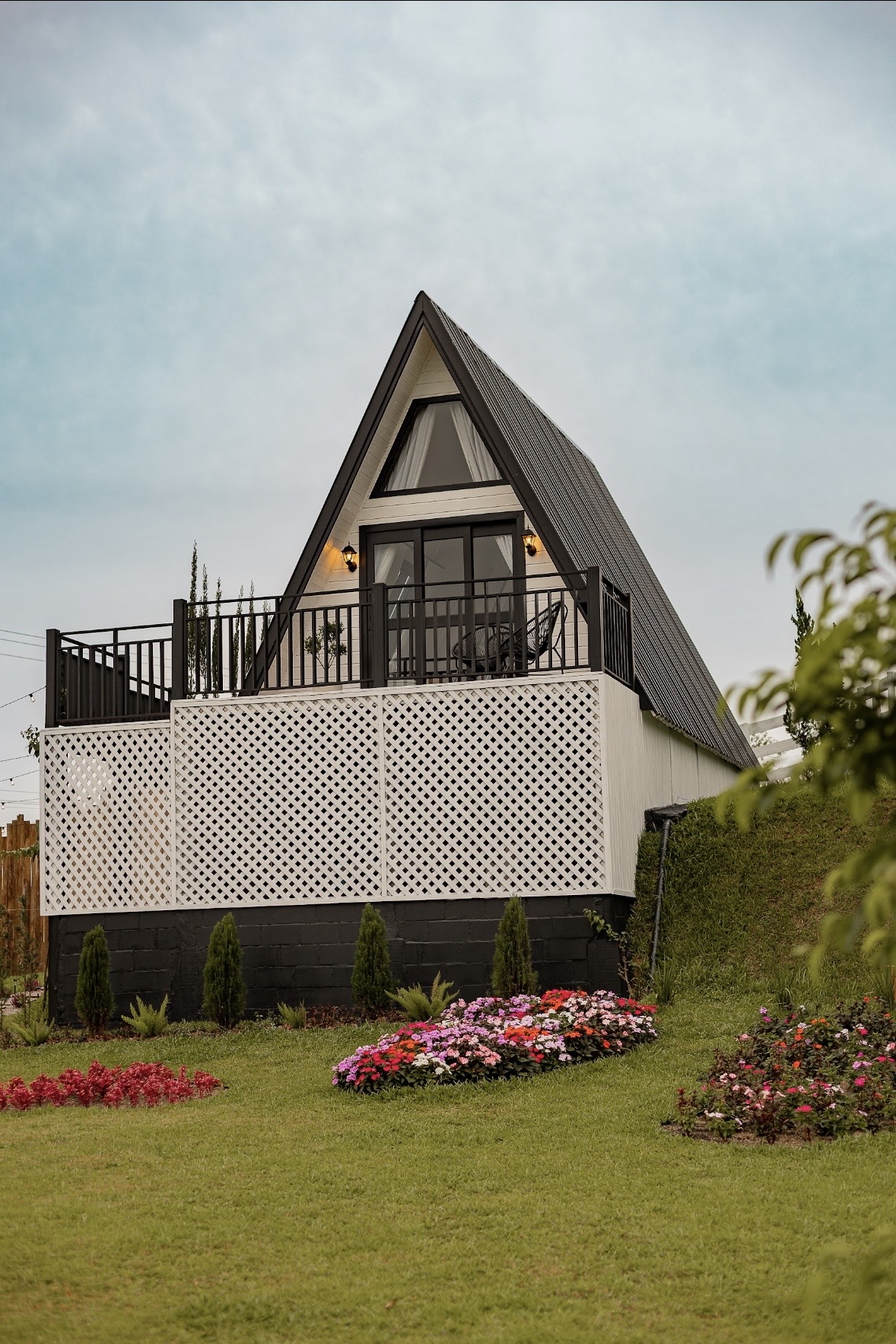 Chalé modular 321 Modular em paisagem natural